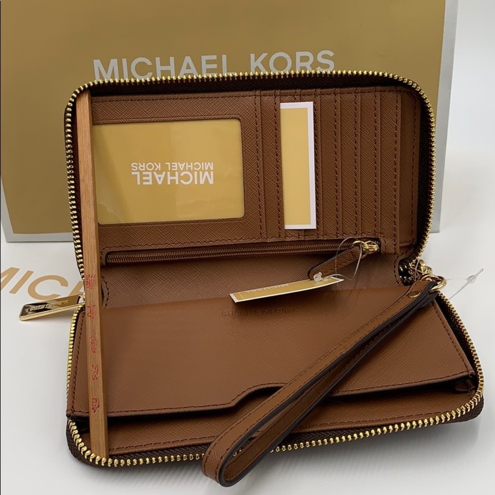 Michael Kors Jet Set Travel Phone Wallet Wristlet - Picture 15 of 16